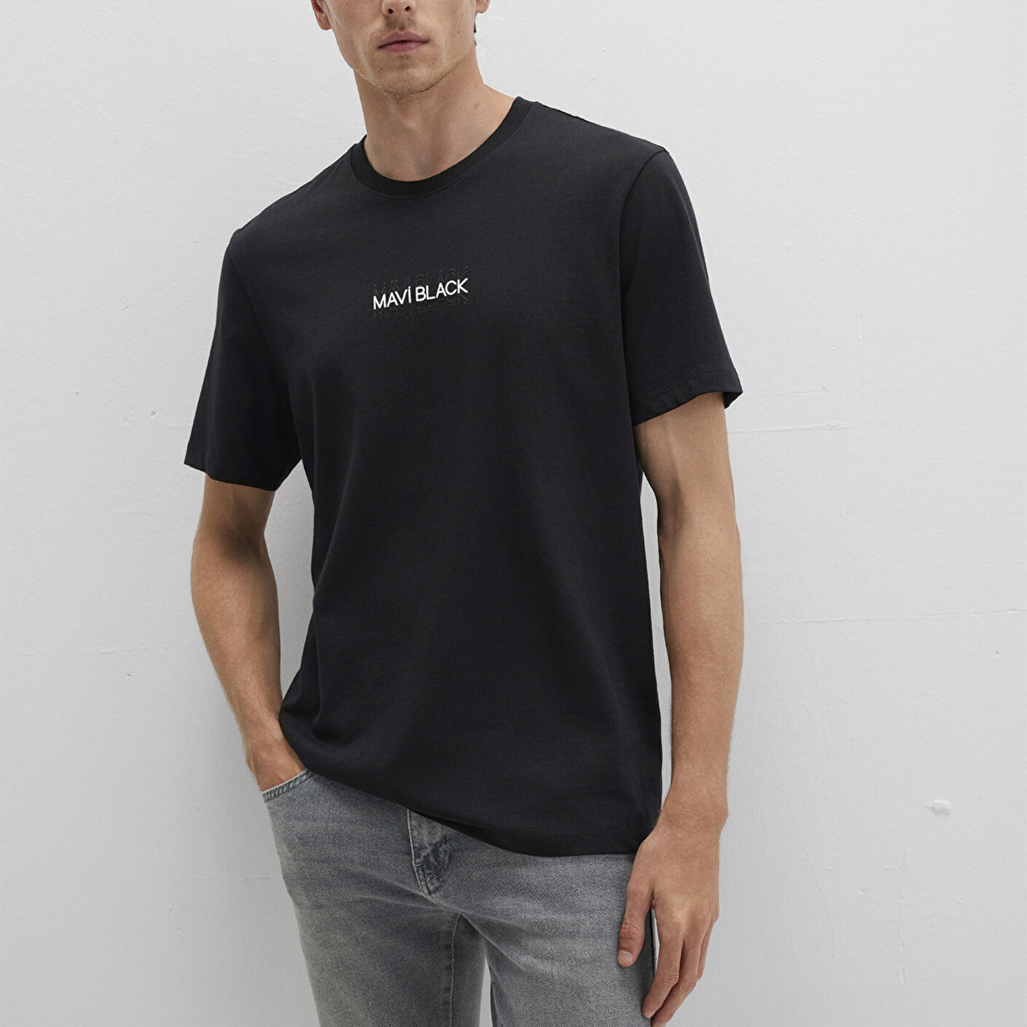 Mavi Mavi Black Baskılı Siyah Tişört Regular Fit / Normal Kesim 0612867-900