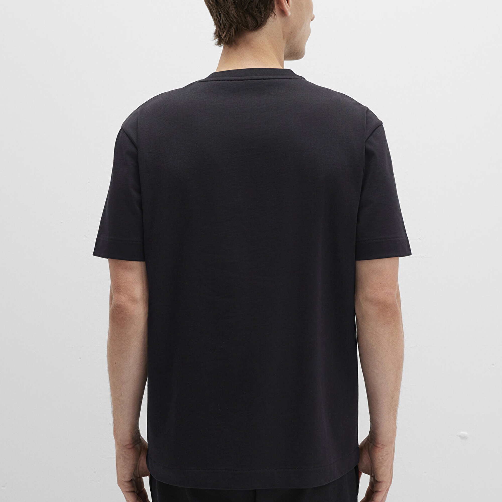 Mavi Bisiklet Yaka Siyah Basic Tişört Loose Fit / Bol Rahat Kesim 0612864-900