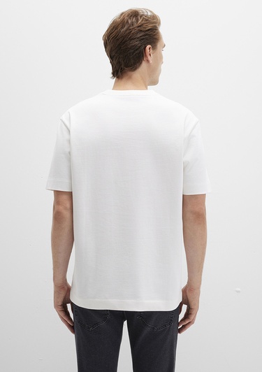  Mavi Bisiklet Yaka Ekru Basic Tişört Loose Fit / Bol Rahat Kesim 0612864-70057