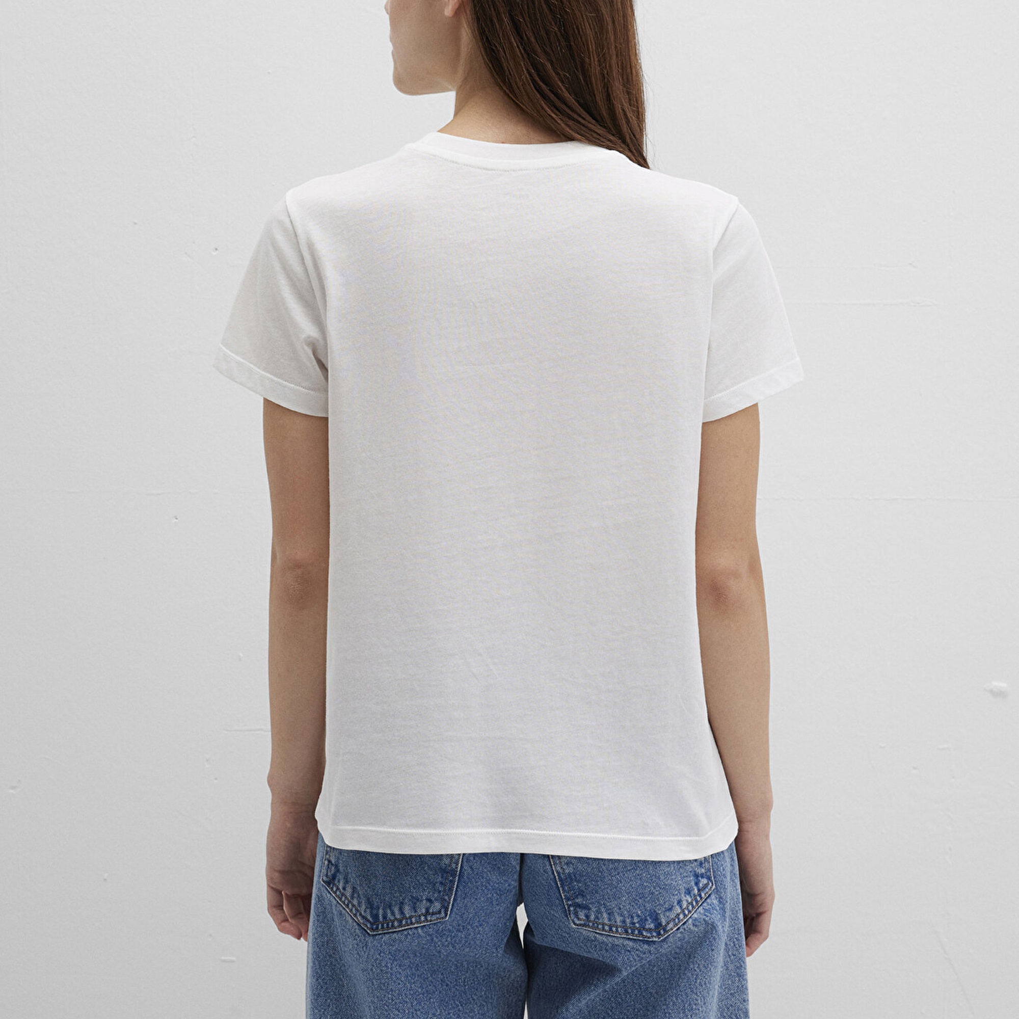 Mavi Kedi Baskılı Beyaz Tişört Semi Slim Fit / Yarı Dar Kesim 1613422-70057