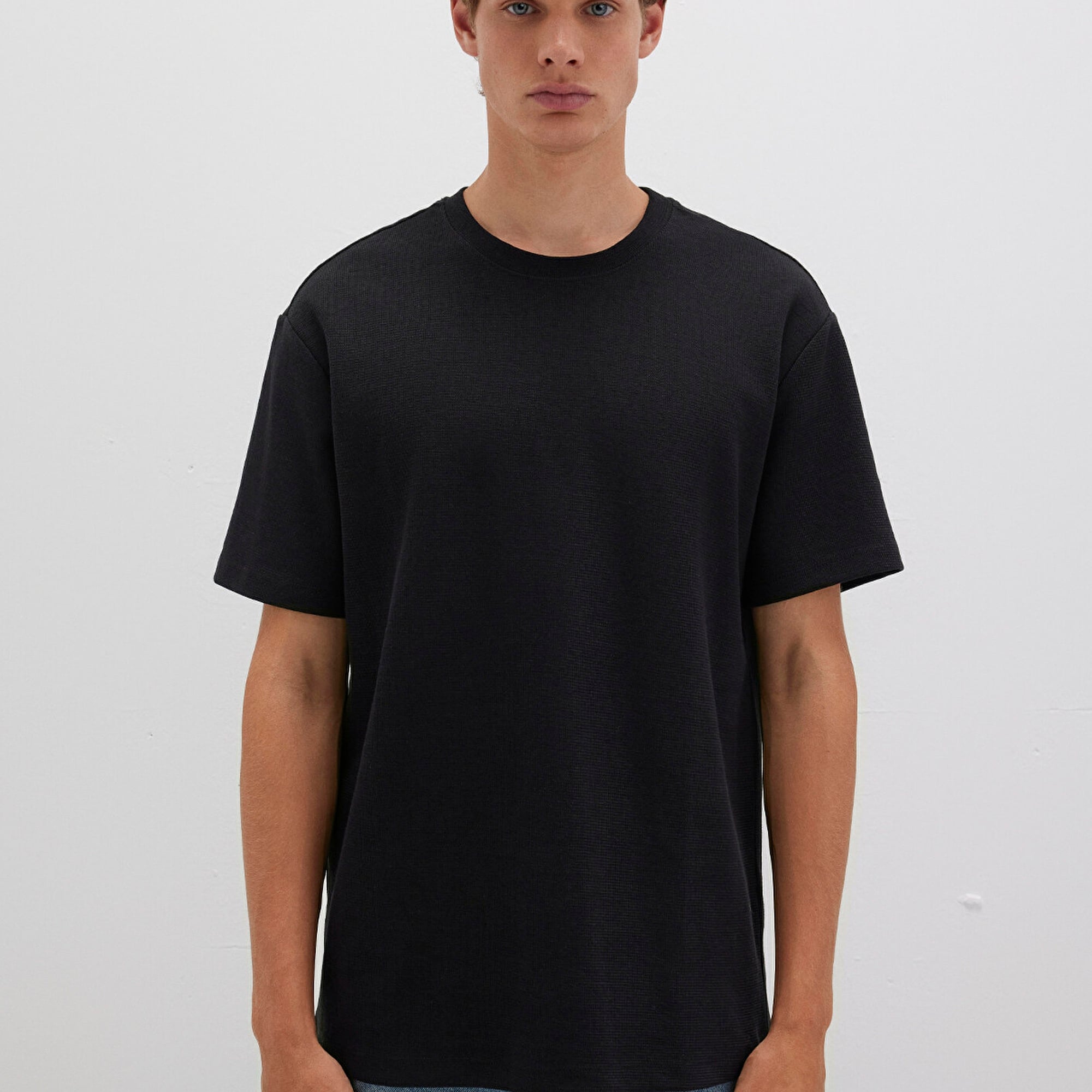 Mavi Siyah Tişört Loose Fit / Bol Rahat Kesim 0612910-900