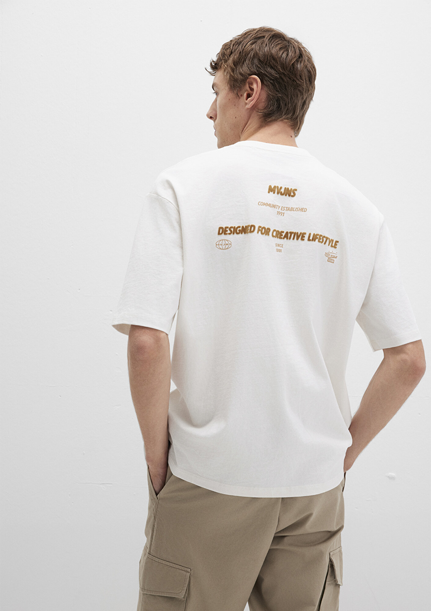  Mavi Baskılı Beyaz Tişört Relaxed Fit / Rahat Kesim 0612913-84001