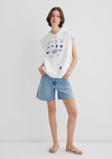  Mavi İndigo Turtles Baskılı Kapüşonlu Ekru Sweatshirt 1S10383-70057