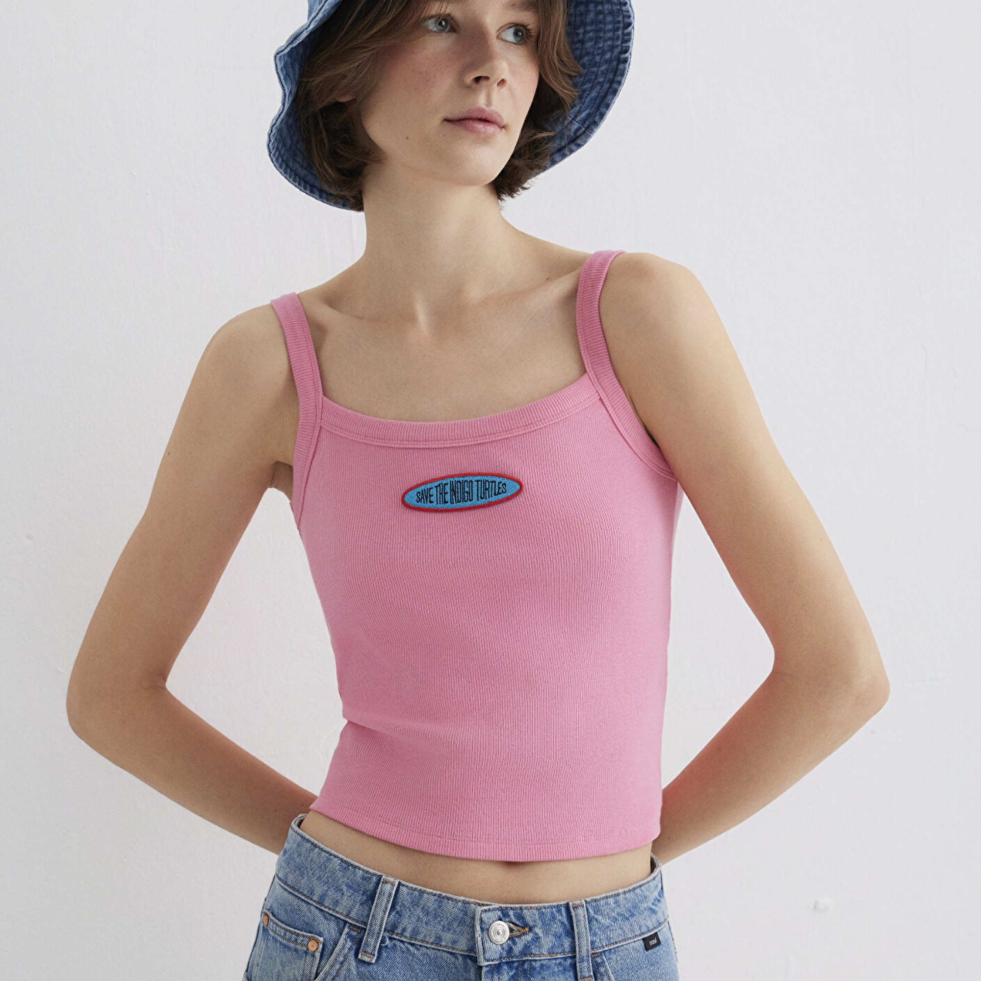 Mavi İndigo Turtles Baskılı Pembe Tişört Fitted / Vücuda Oturan Kesim 1613534-71028