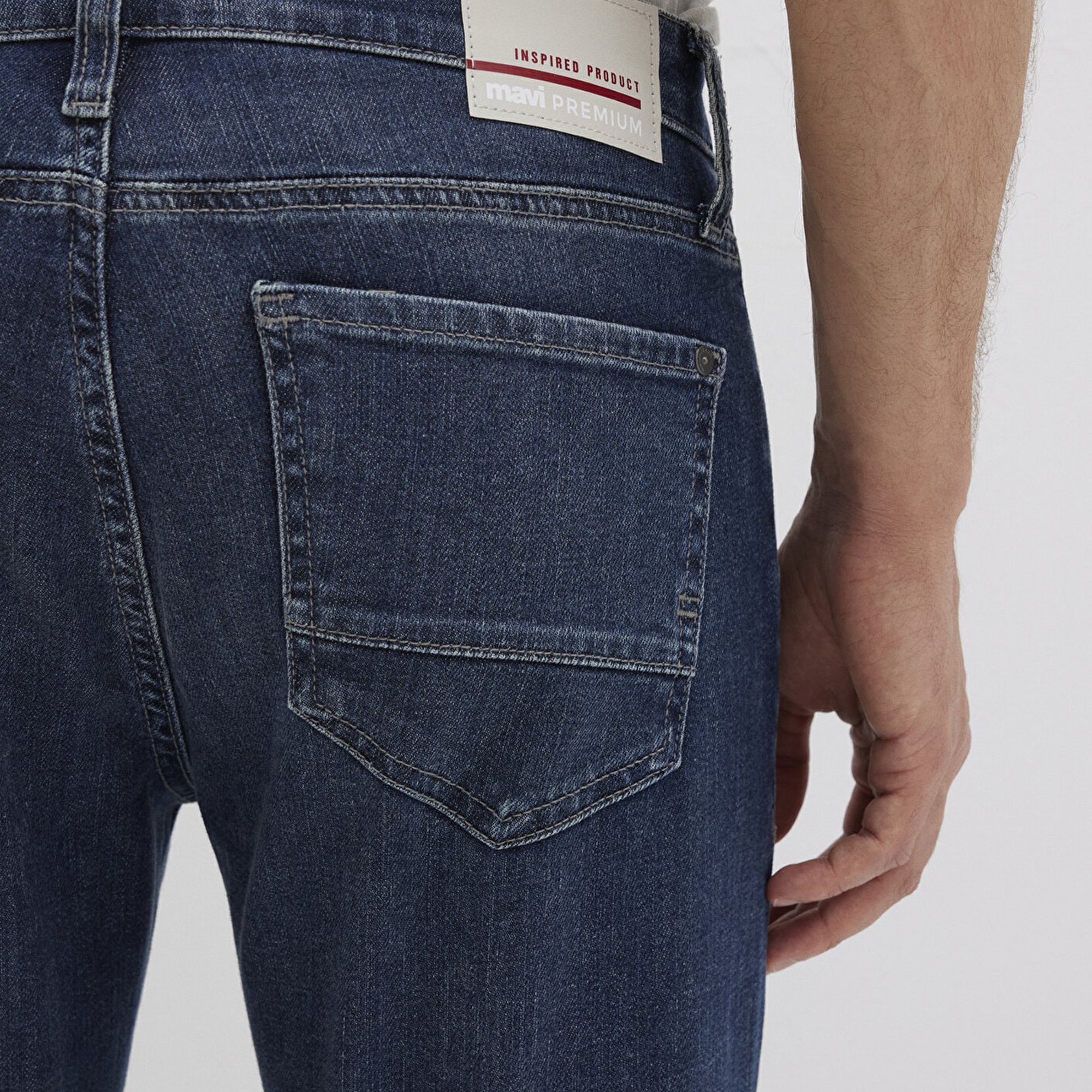 Mavi Marcus Mavi Premium Vintage Koyu Mavi Jean Pantolon 0035190652