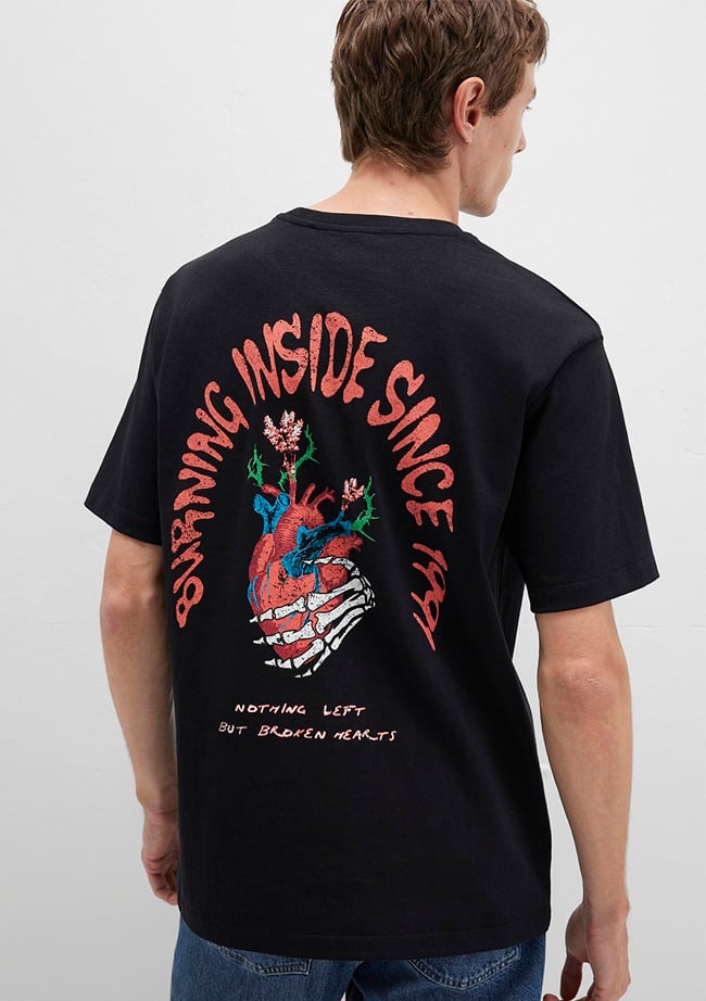  Mavi Sırt Baskılı Siyah Tişört Loose Fit / Bol Rahat Kesim 0612931-900