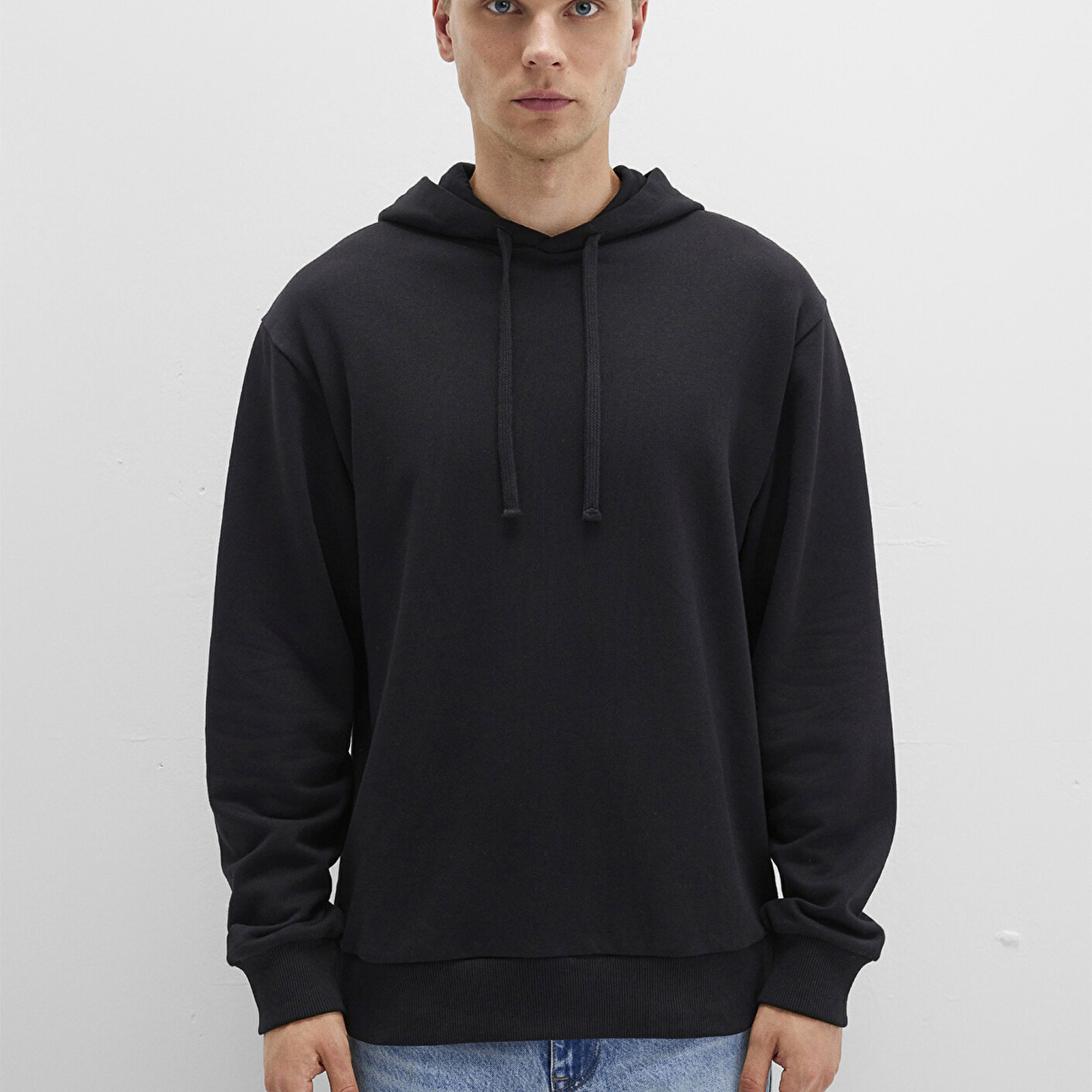 Mavi Kapüşonlu Siyah Sweatshirt 0S10417-900