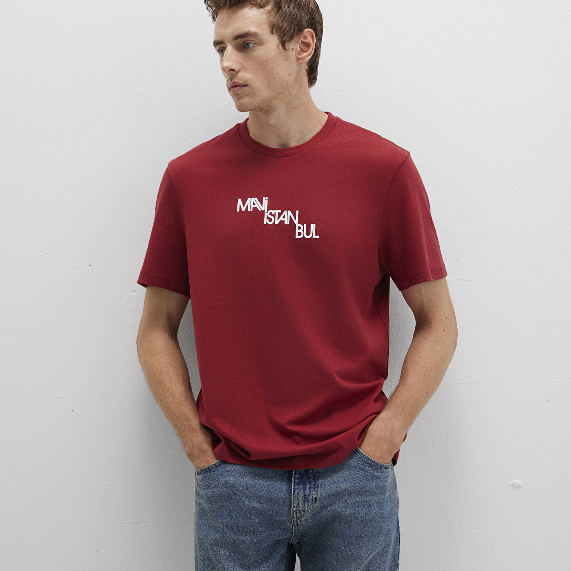 Mavi Mavi İstanbul Baskılı Kırmızı Tişört Regular Fit / Normal Kesim 0612274-89065