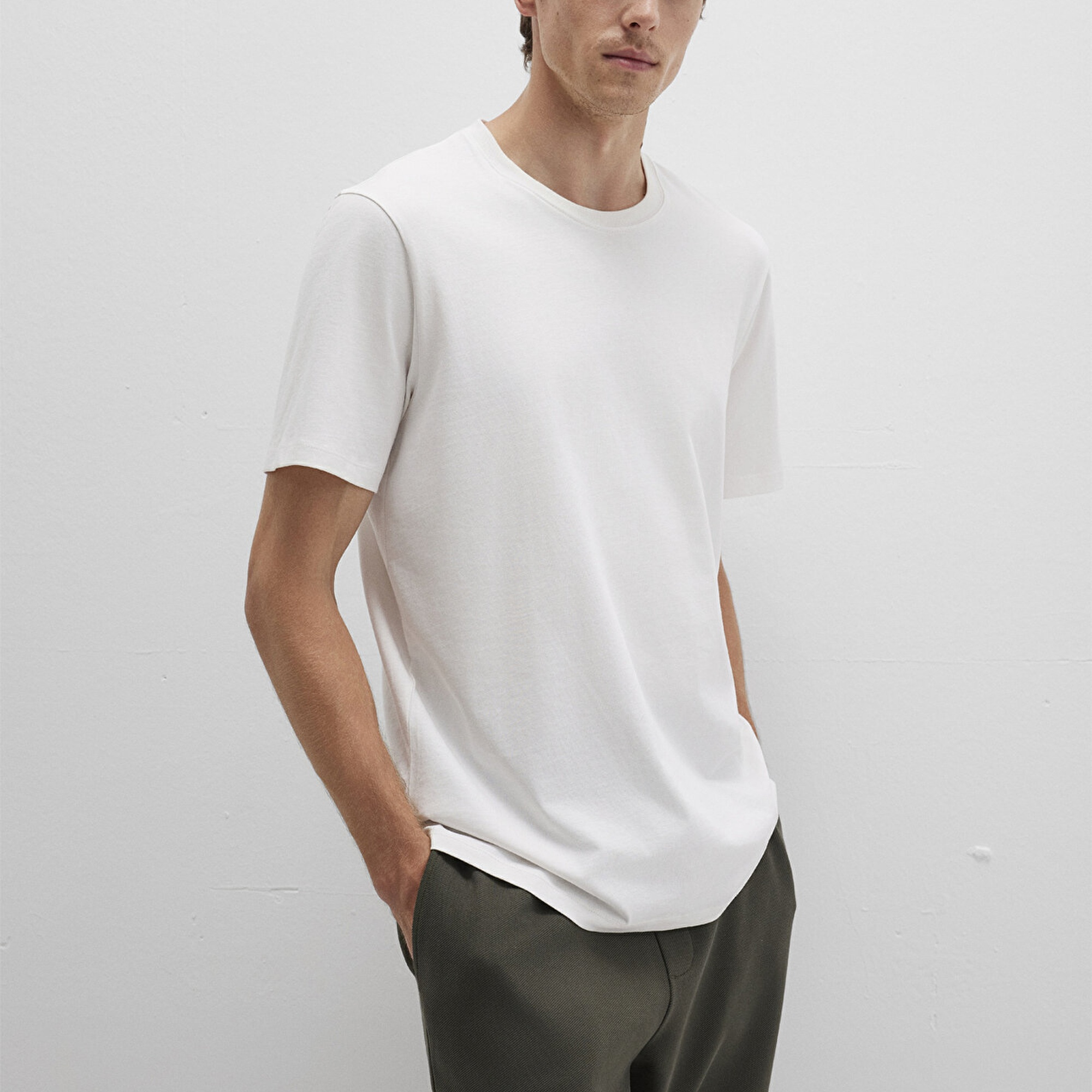 Mavi Bisiklet Yaka Beyaz Basic Tişört Regular Fit / Normal Kesim 0612863-70057