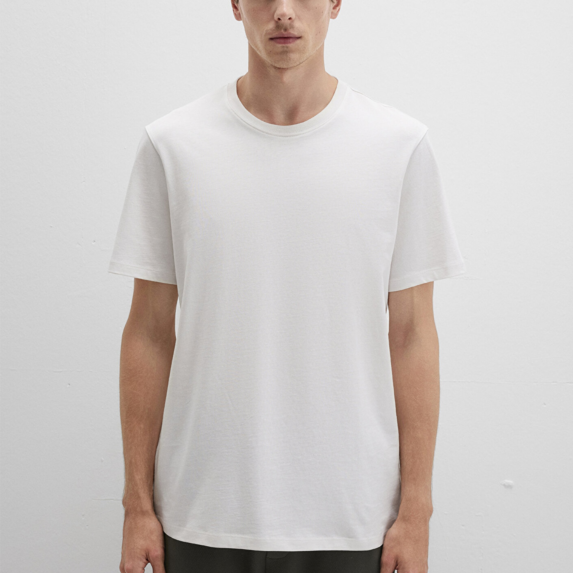 Mavi Bisiklet Yaka Beyaz Basic Tişört Regular Fit / Normal Kesim 0612863-70057