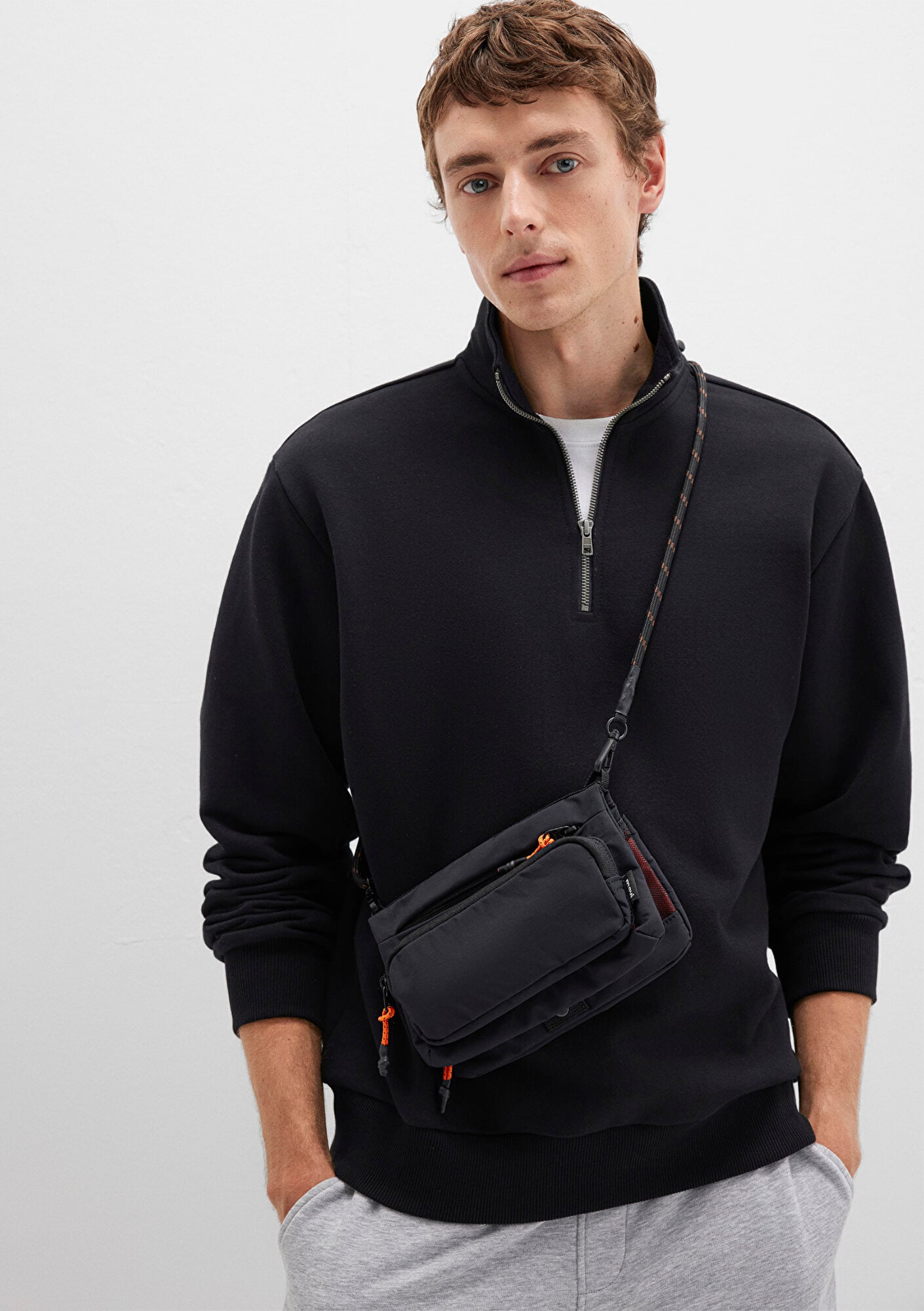  Mavi Siyah Çanta 0911940-900