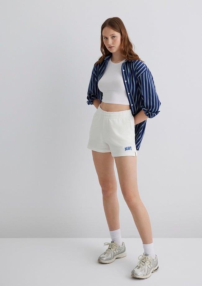  Mavi Beyaz Şort 1410155-70000