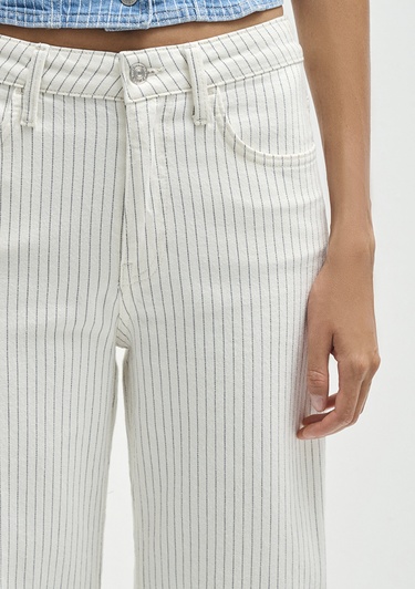  Mavi Malibu Akdeniz Çizgili Kırık Beyaz Jean Pantolon 1010152-89688
