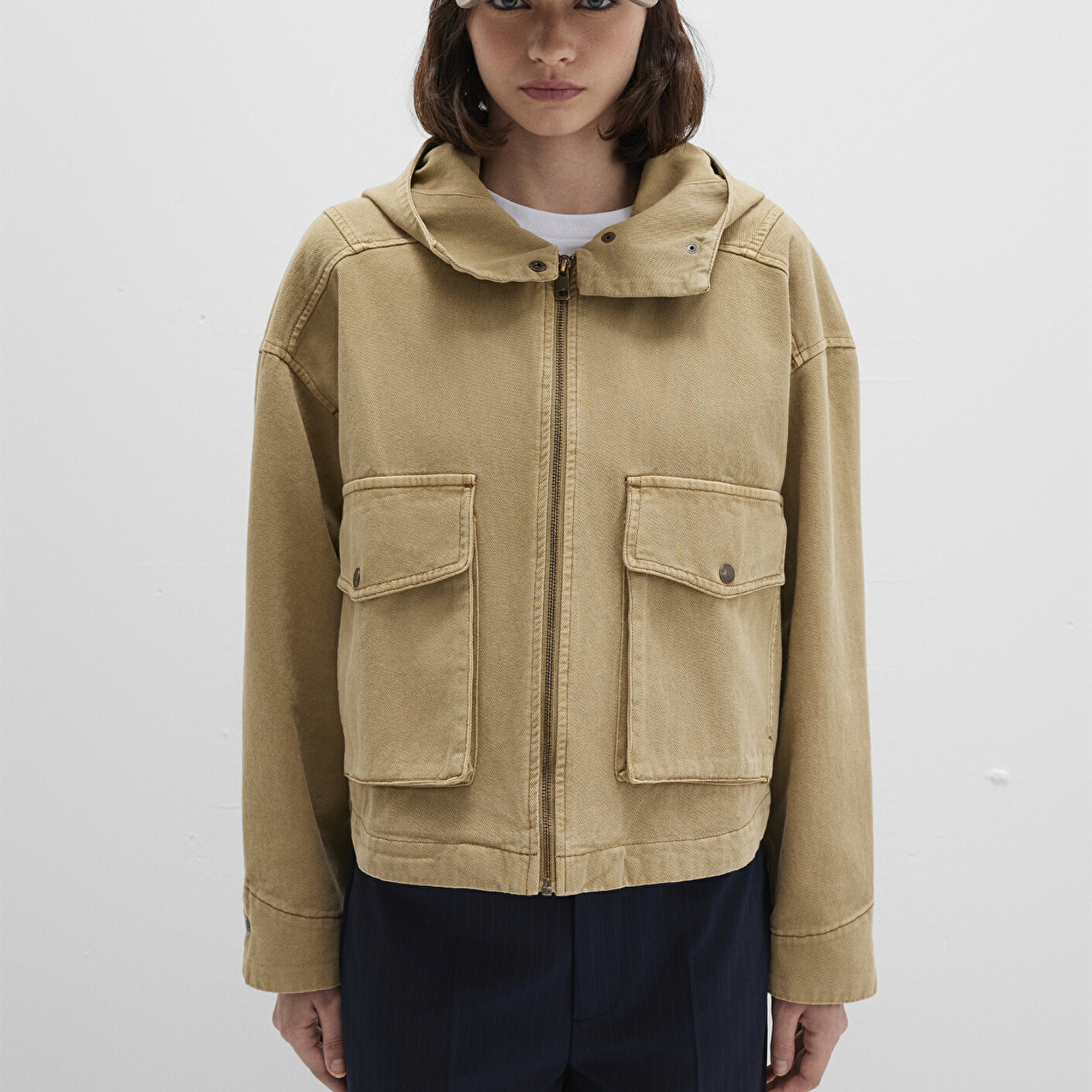 Mavi Cep Detaylı Bej Ceket Oversize / Geniş Kesim 1110605-70204