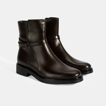  Kadın Kahve Metal Toka Detaylı Fermuarlı Deri Bot