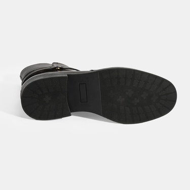  Kadın Kahve Metal Toka Detaylı Fermuarlı Deri Bot