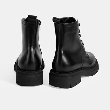  Kadın Siyah Bağcıklı Deri Postal Bot