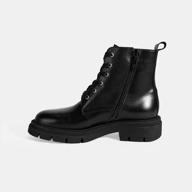  Kadın Siyah Bağcıklı Deri Postal Bot