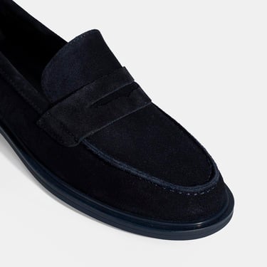  Kadın Lacivert Süet Loafer