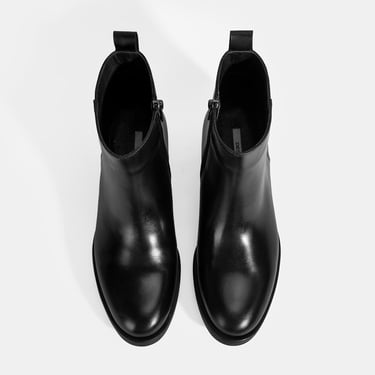  Kadın Siyah Fermuarlı Deri Bot