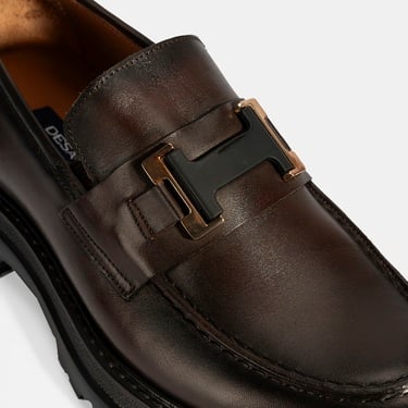  Erkek Kahve Metal Toka Detaylı Deri Loafer