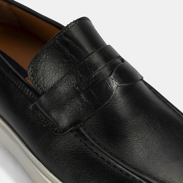  Erkek Siyah Deri Loafer