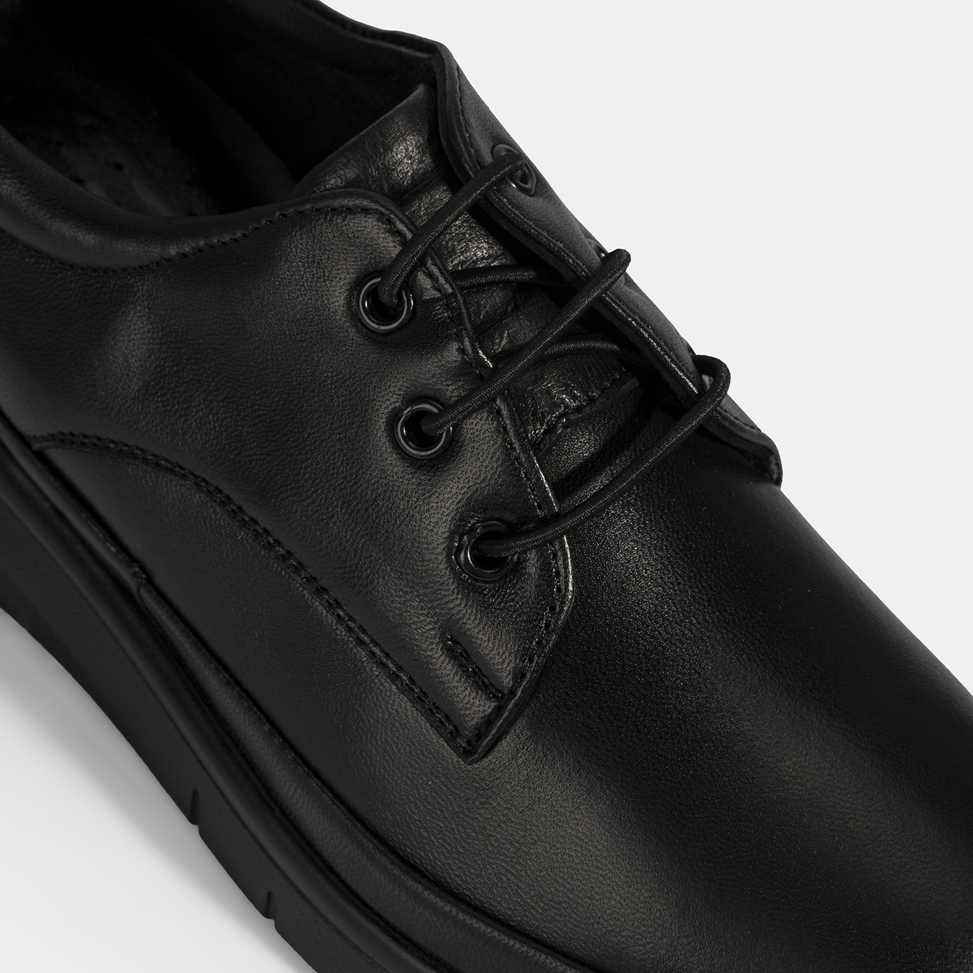 Kadın Siyah Bağcıklı DesaComfort Deri Ayakkabı