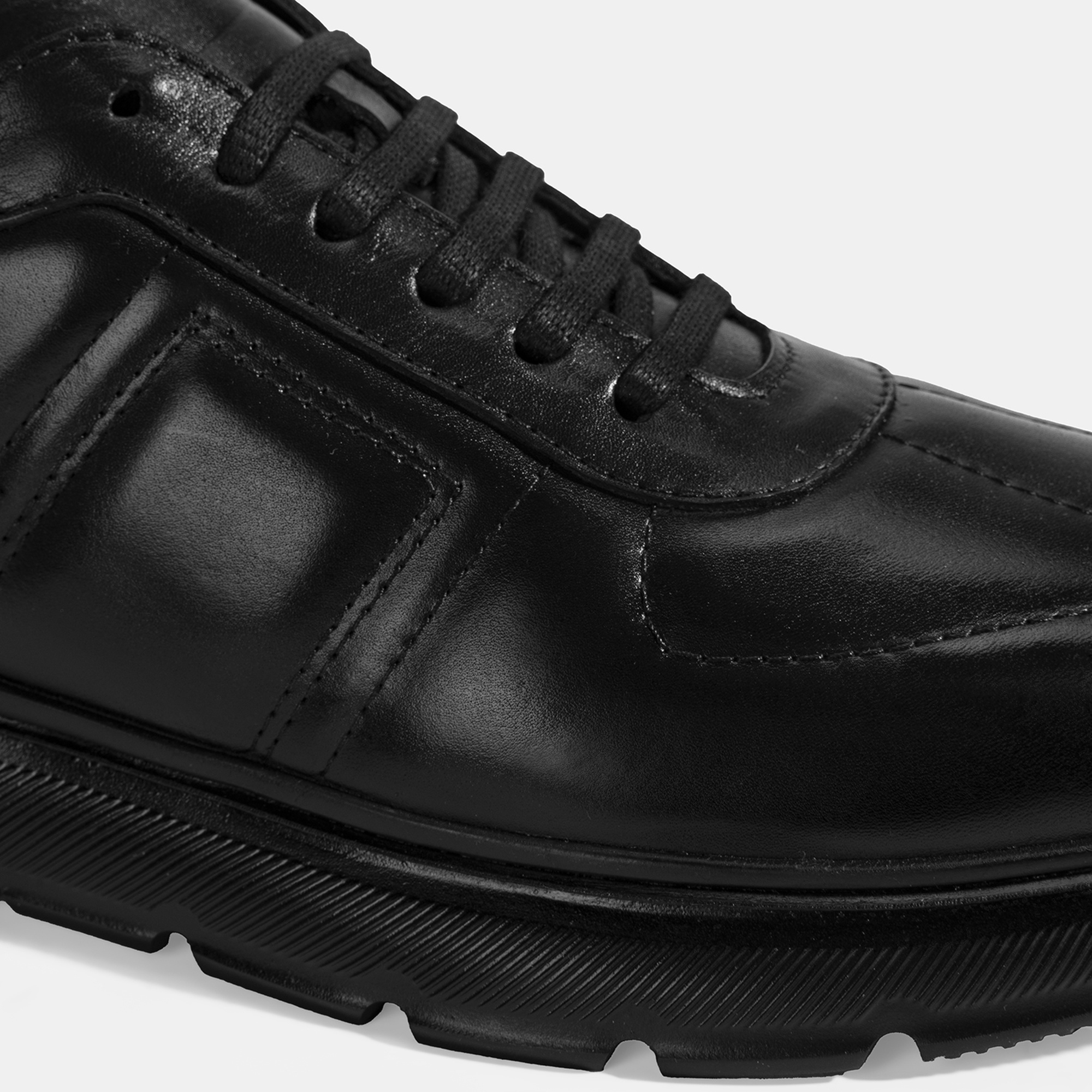 Erkek Siyah Bağcıklı Deri Spor Ayakkabı