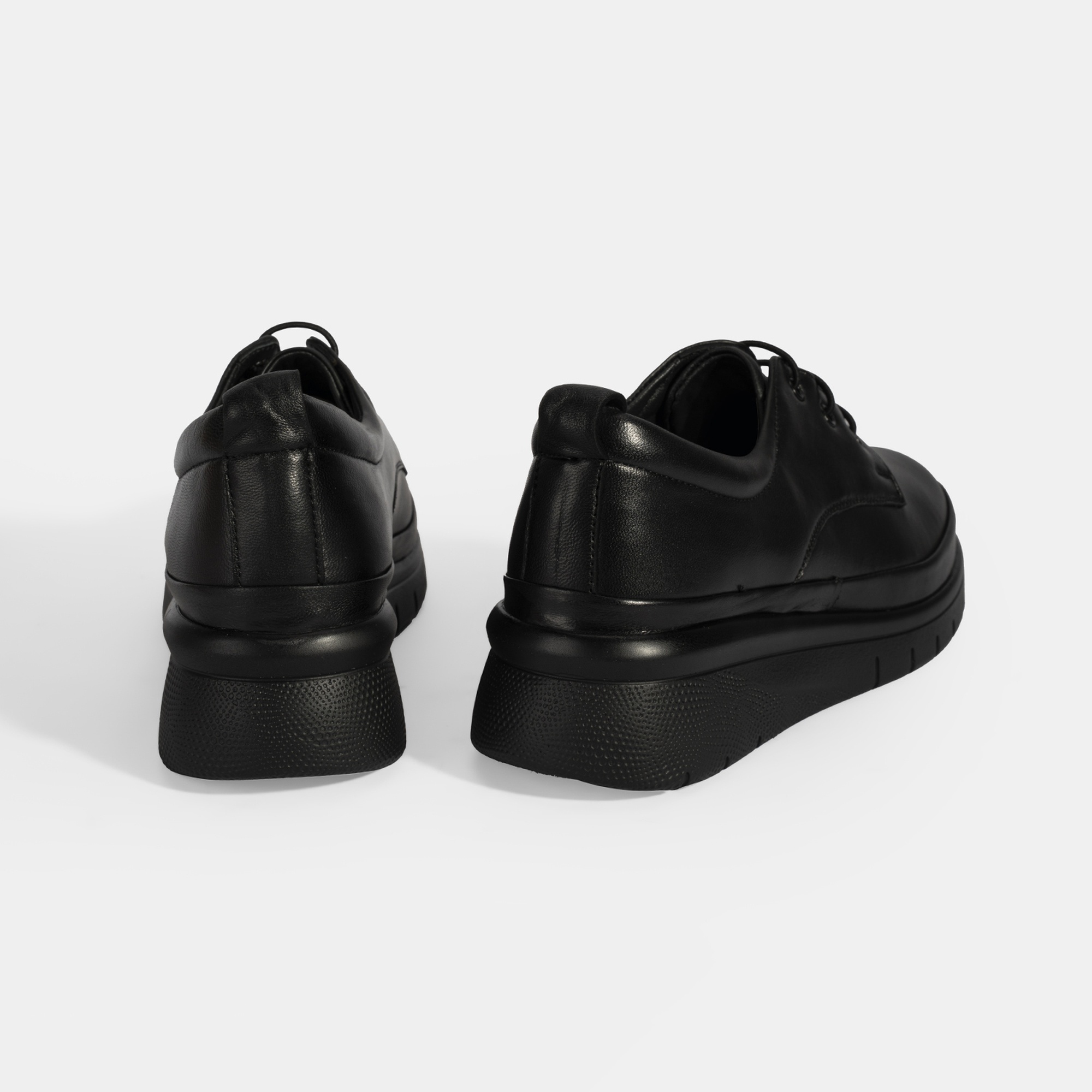 Kadın Siyah Bağcıklı DesaComfort Deri Ayakkabı