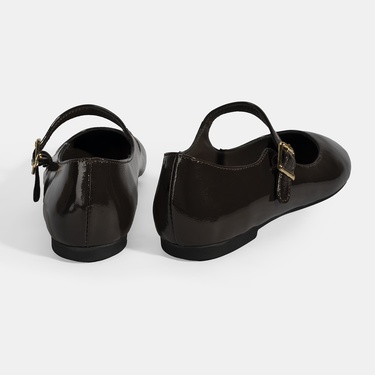  Kadın Kahve Ayarlanabilir Tokalı Deri Babet