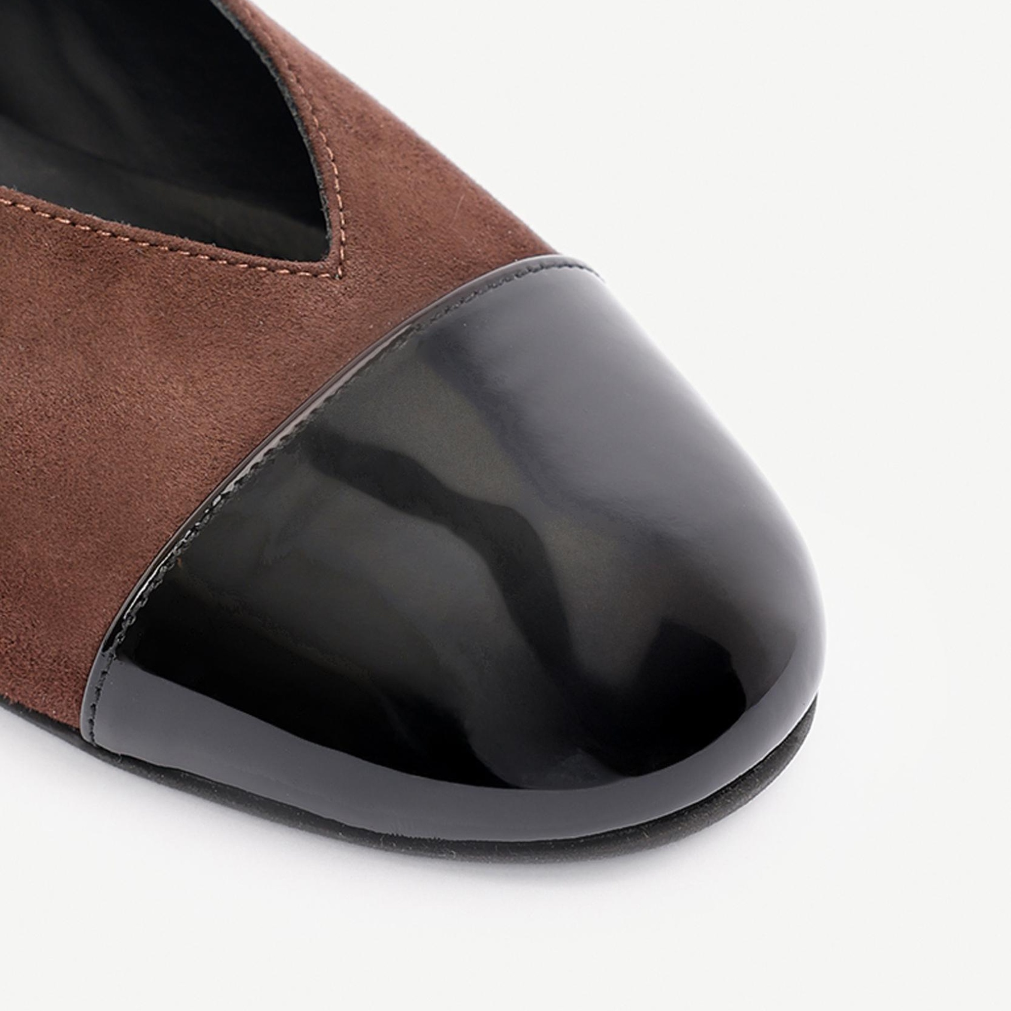 YARGICI Deri Geçiş Detaylı Babet