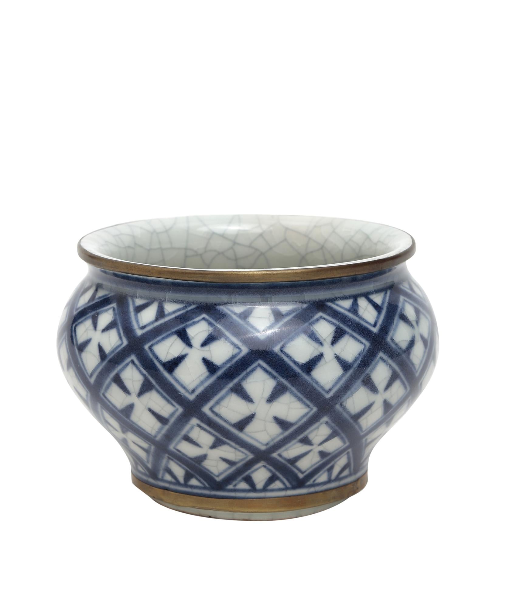  YARGICI DEKORATİF OBJE - EL YAPIMI VAZO (10x7cm)