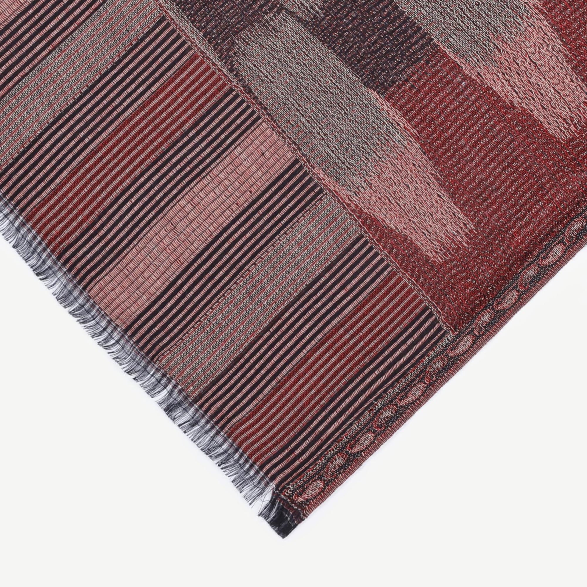 YARGICI Geometrik Desenli Yün Şal