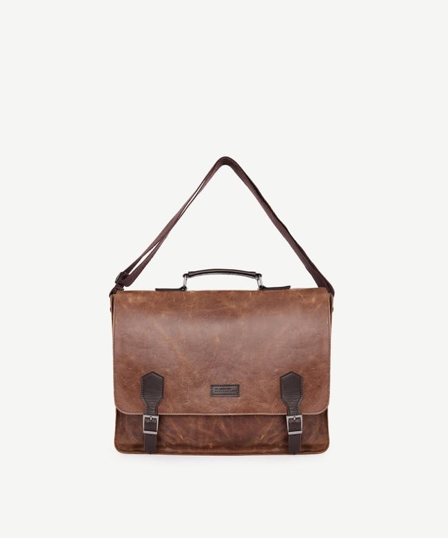  YARGICI Kapaklı Deri Laptop Çantası