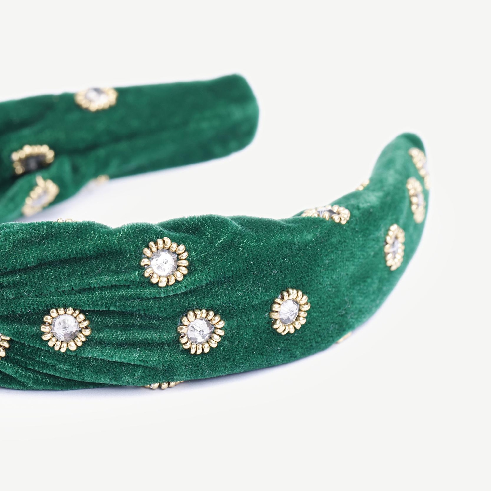 YARGICI Akrilik Boncuk Detaylı Kadife Taç