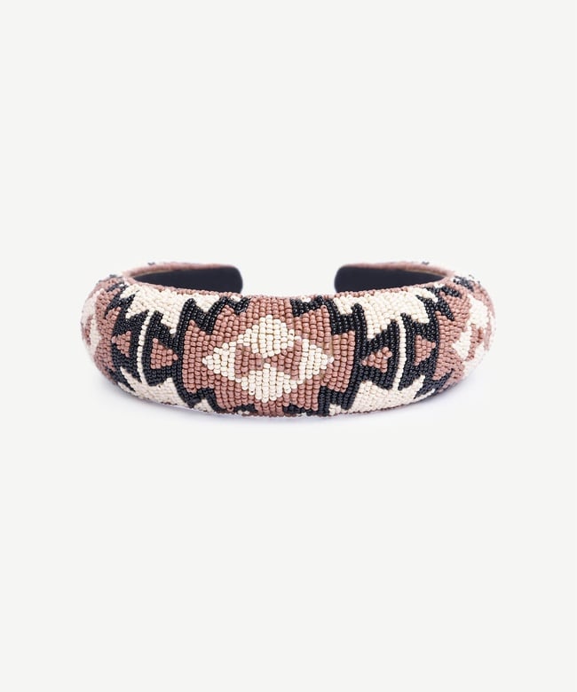  YARGICI Desenli Cam Boncuklu Taç