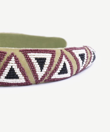  YARGICI Desenli Cam Boncuklu Taç