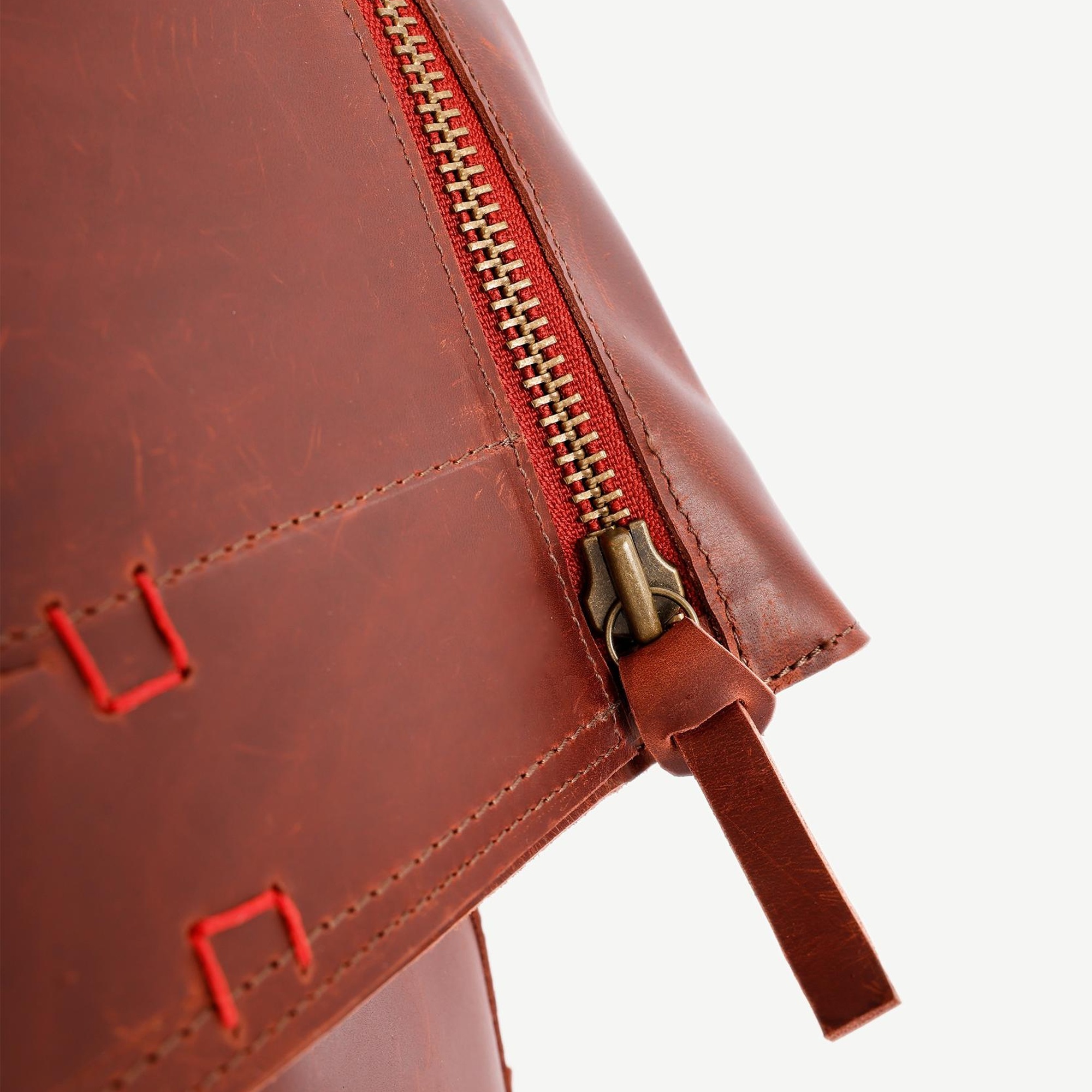 YARGICI Katlamalı Deri Omuz Çantası