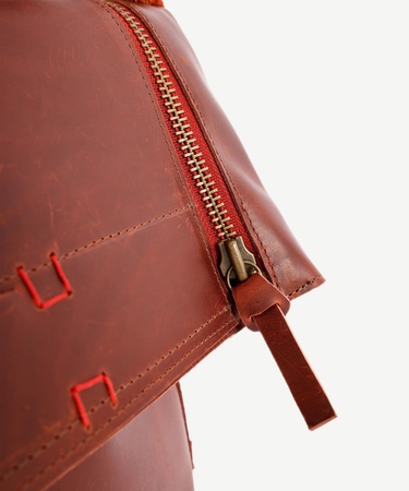  YARGICI Katlamalı Deri Omuz Çantası