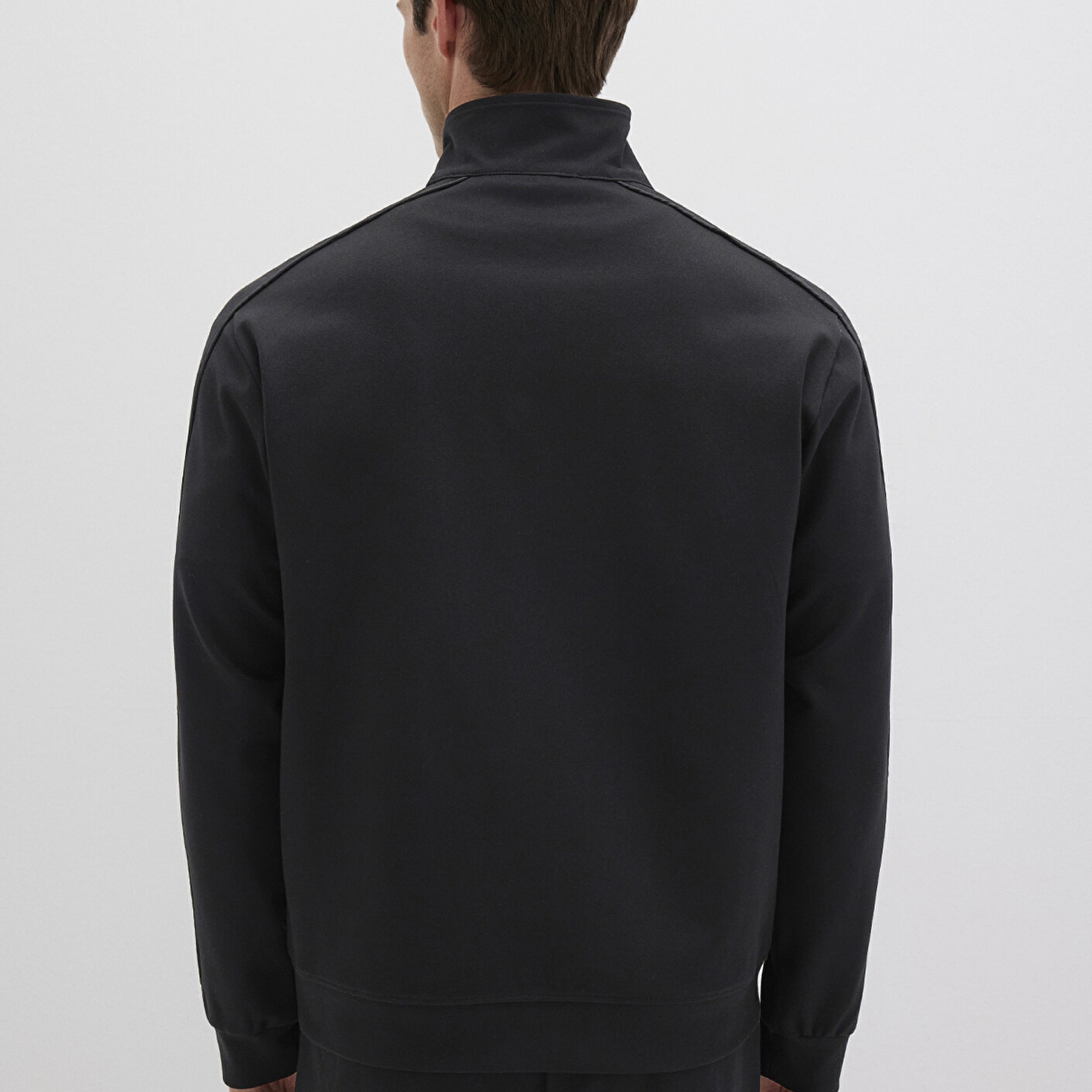 Mavi Yarı Fermuarlı Siyah Sweatshirt 0S10387-900