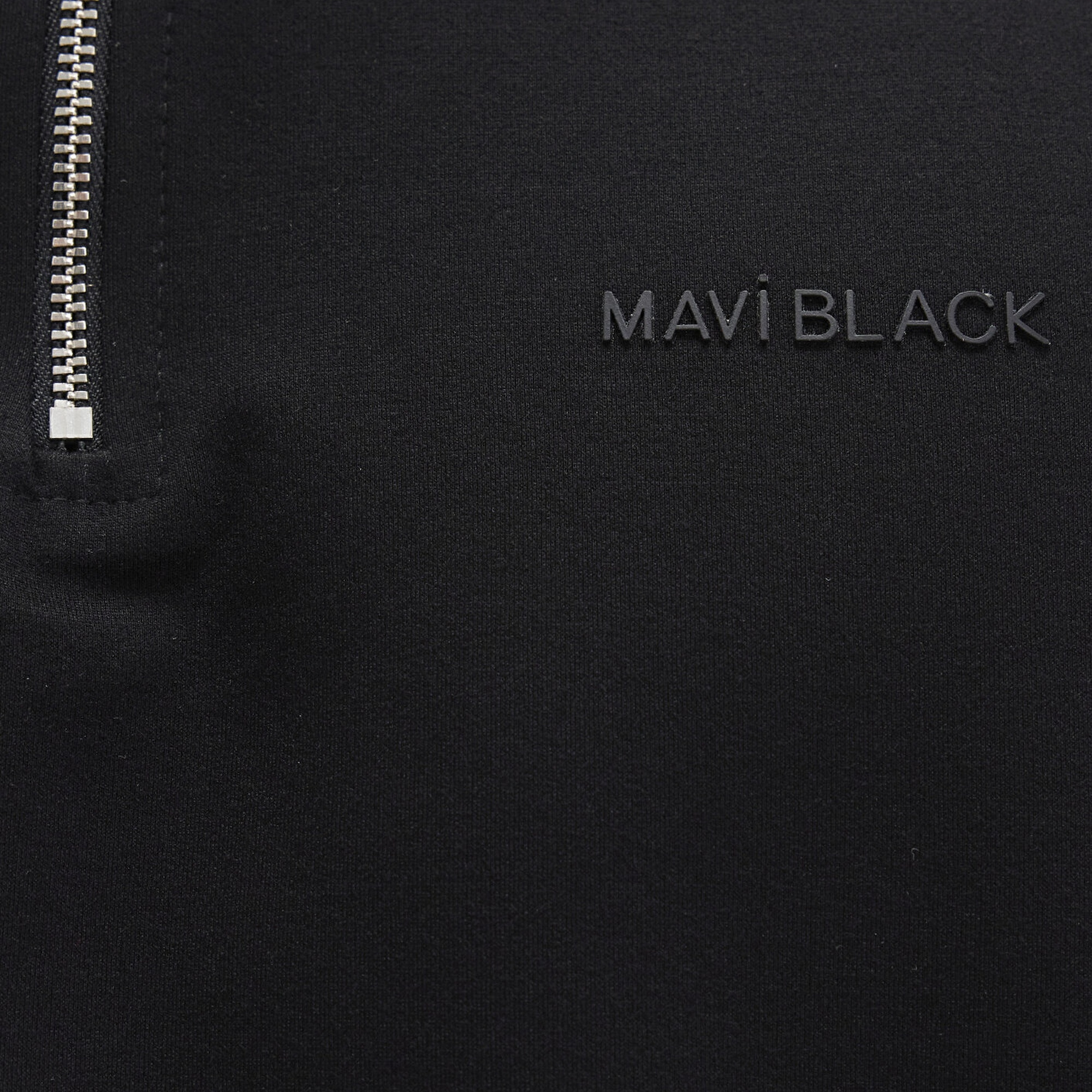 Mavi Yarı Fermuarlı Siyah Sweatshirt 0S10387-900