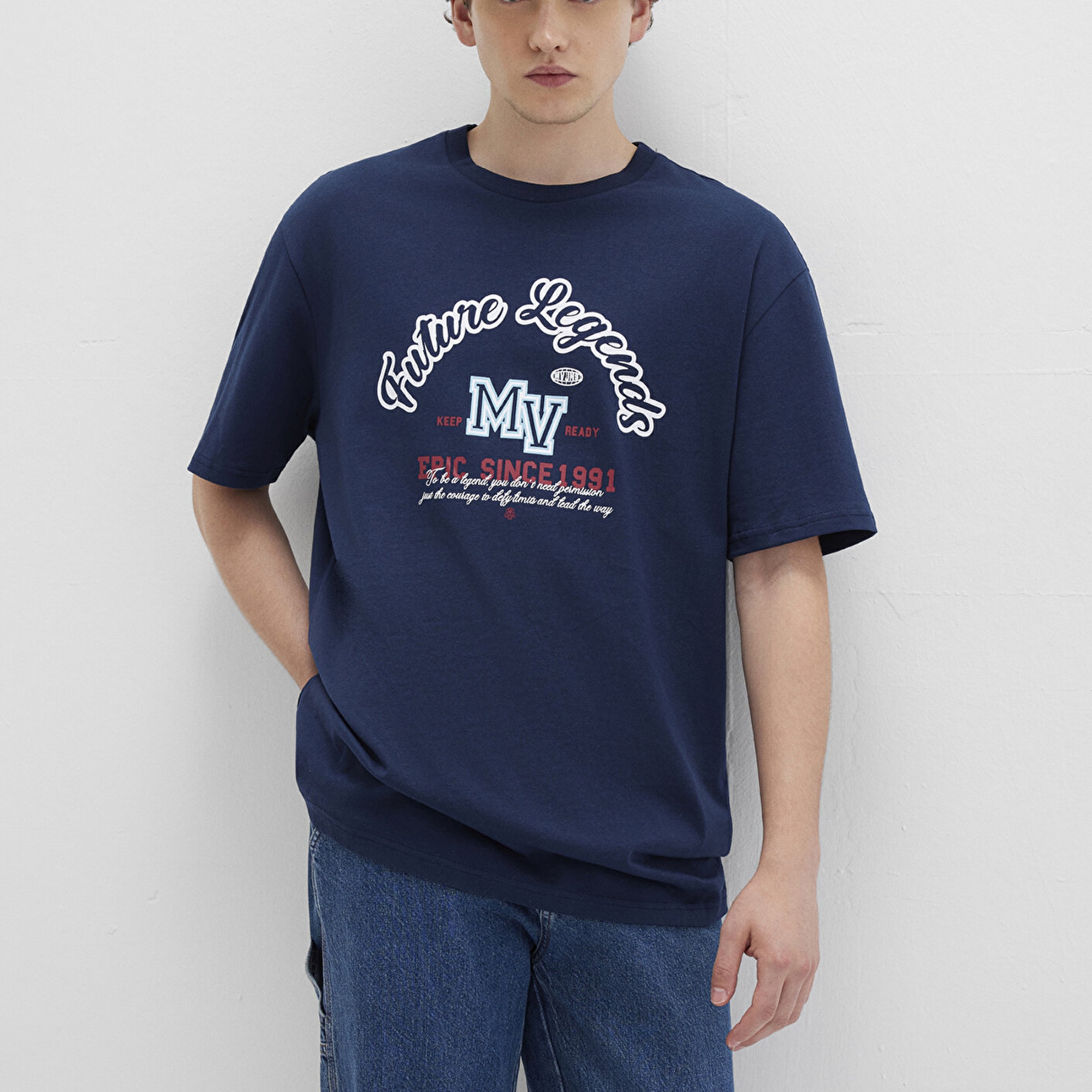 Mavi Baskılı Lacivert Tişört Loose Fit / Bol Rahat Kesim 0612850-89353