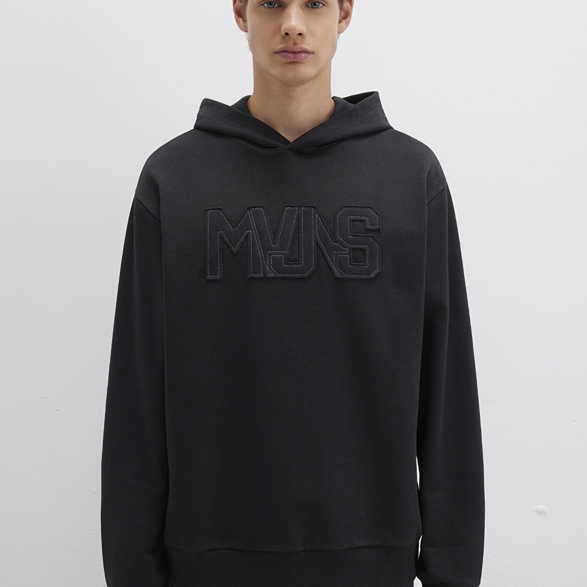 Mavi MVJNS Baskılı Kapüşonlu Siyah Sweatshirt 0S10346-900