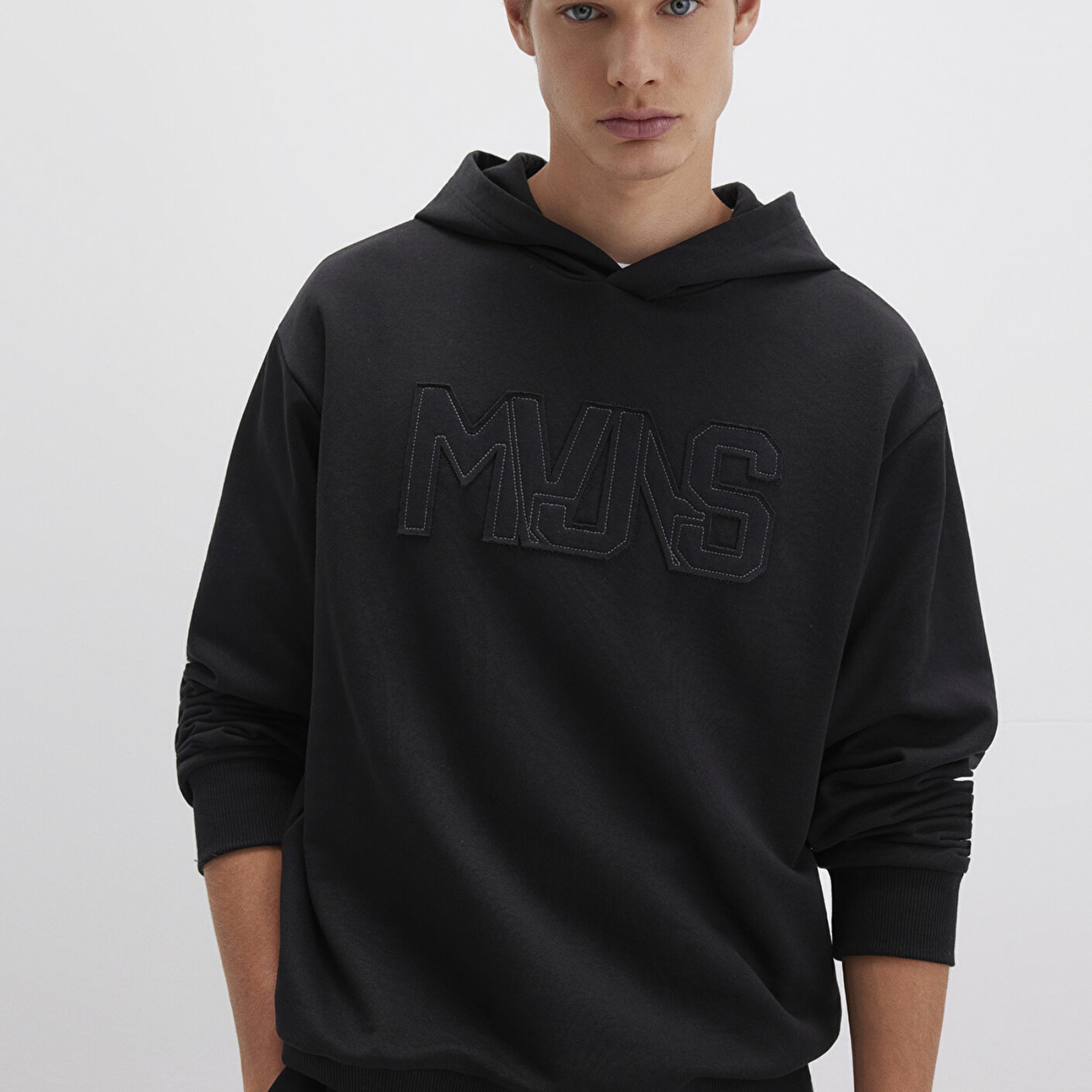 Mavi MVJNS Baskılı Kapüşonlu Siyah Sweatshirt 0S10346-900