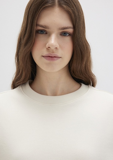  Mavi Bisiklet Yaka Ekru Sweatshirt 1S10387-70049