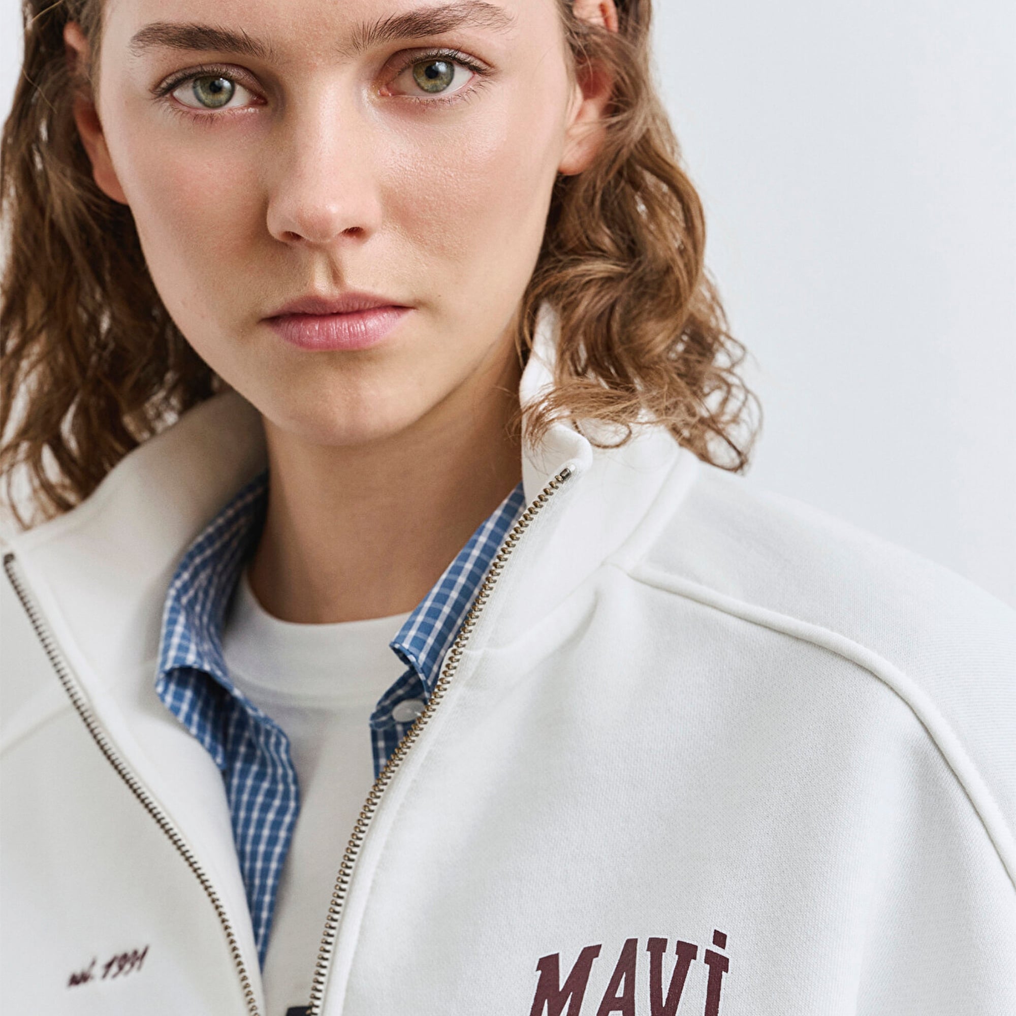 Mavi Mavi Logo Baskılı Yarı Fermuarlı Ekru Sweatshirt 1S10373-70057