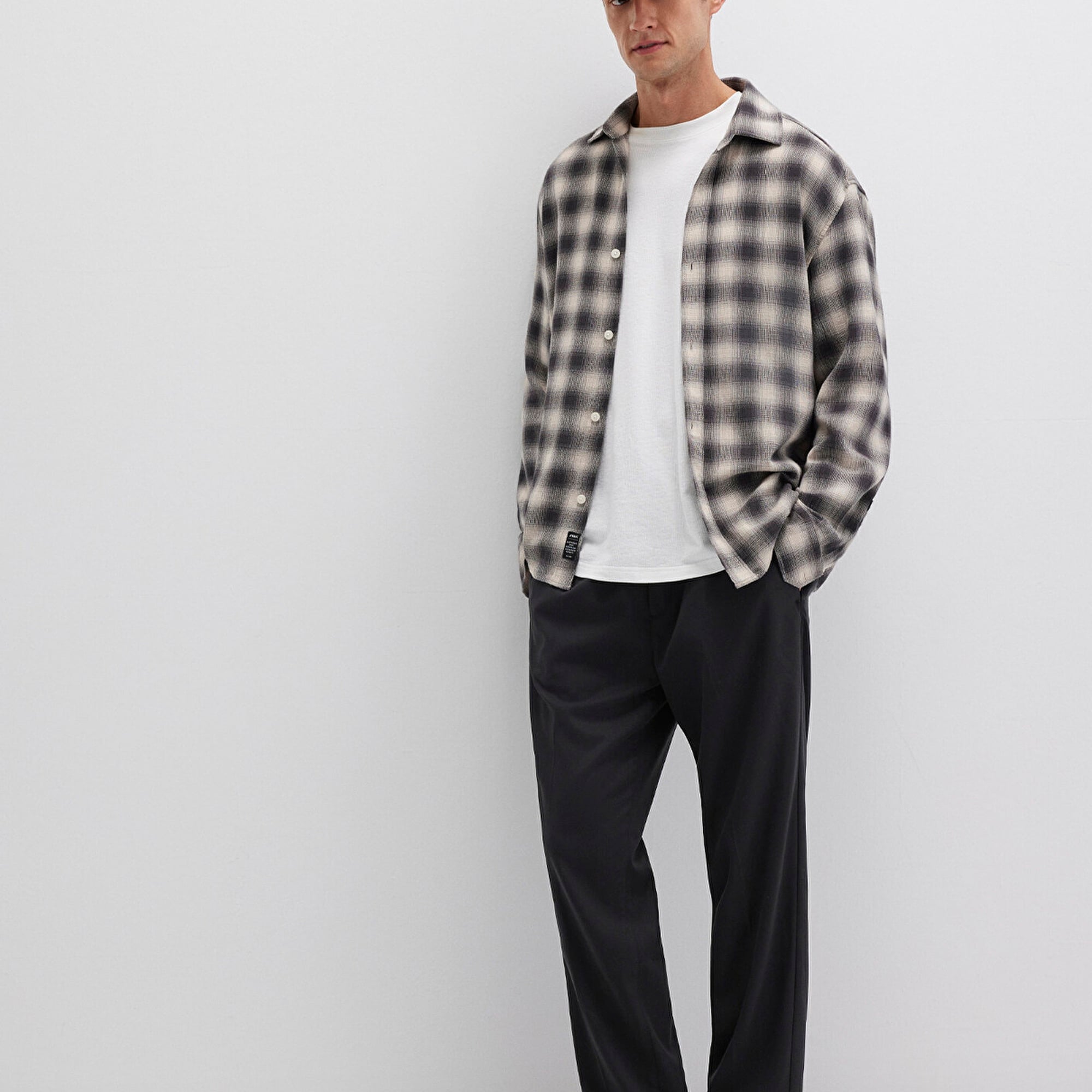 Mavi Siyah Pantolon 0010480-900