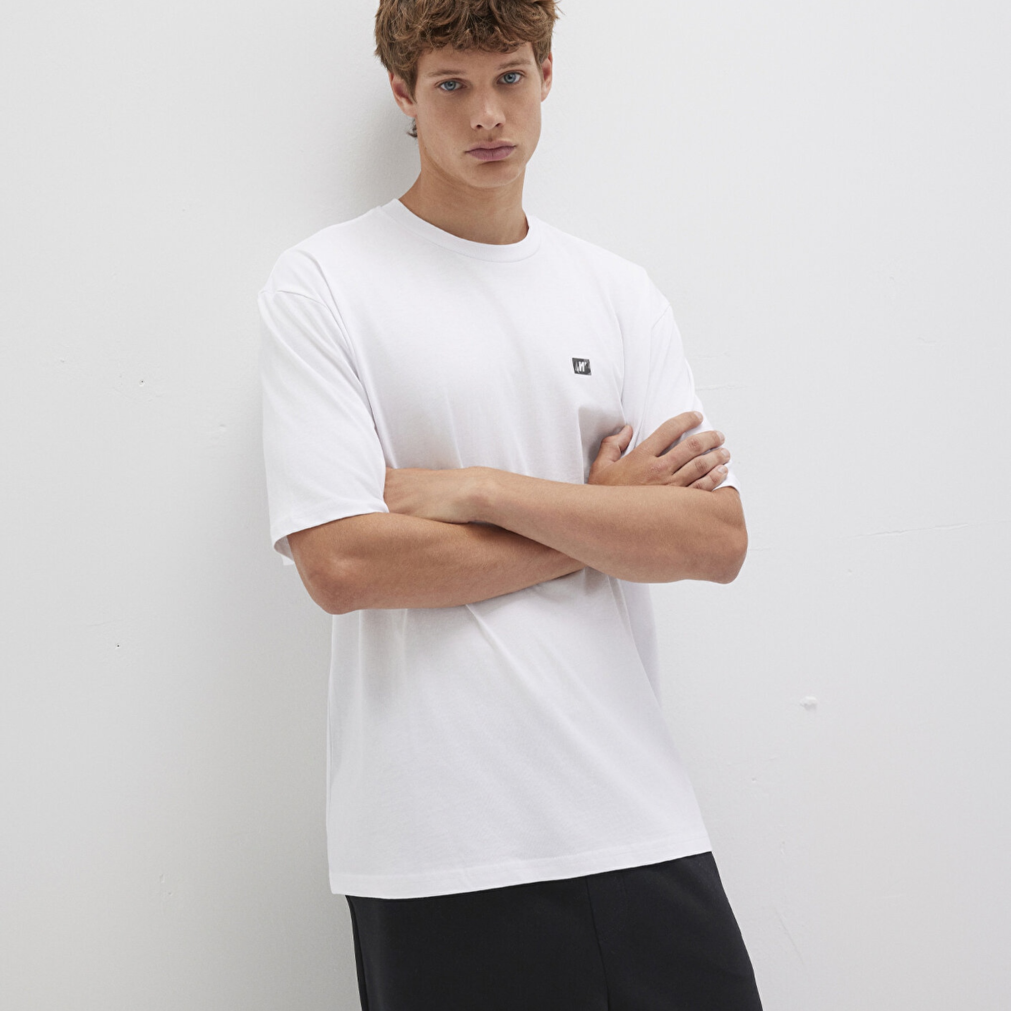 Mavi Pro Baskılı Beyaz Tişört Relaxed Fit / Rahat Kesim 0613090-620