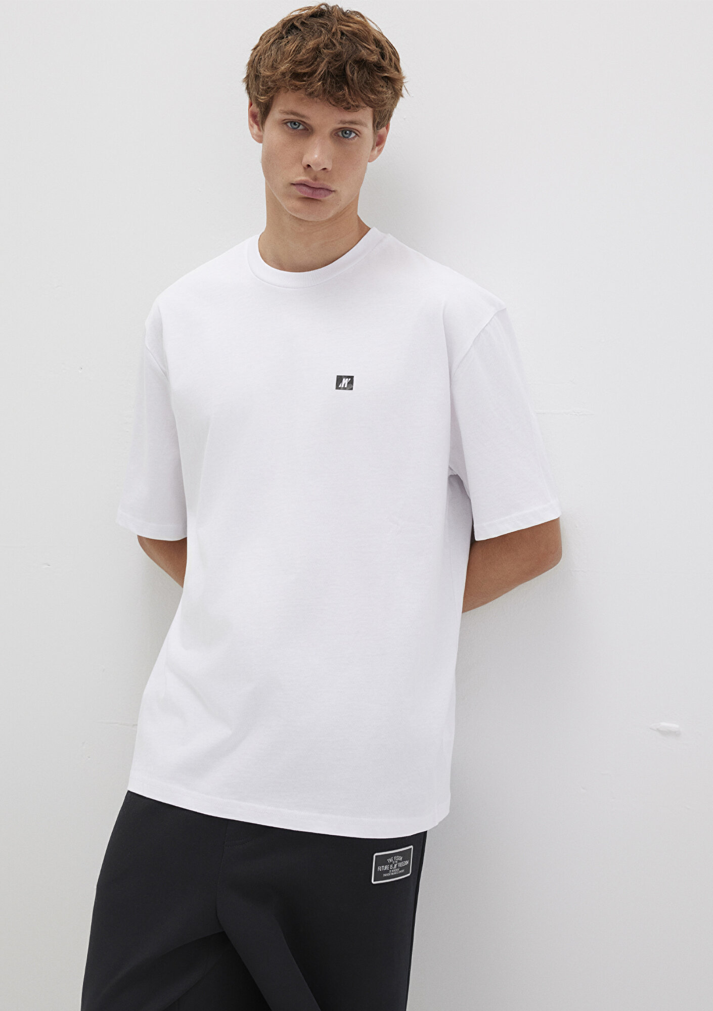  Mavi Pro Baskılı Beyaz Tişört Relaxed Fit / Rahat Kesim 0613090-620