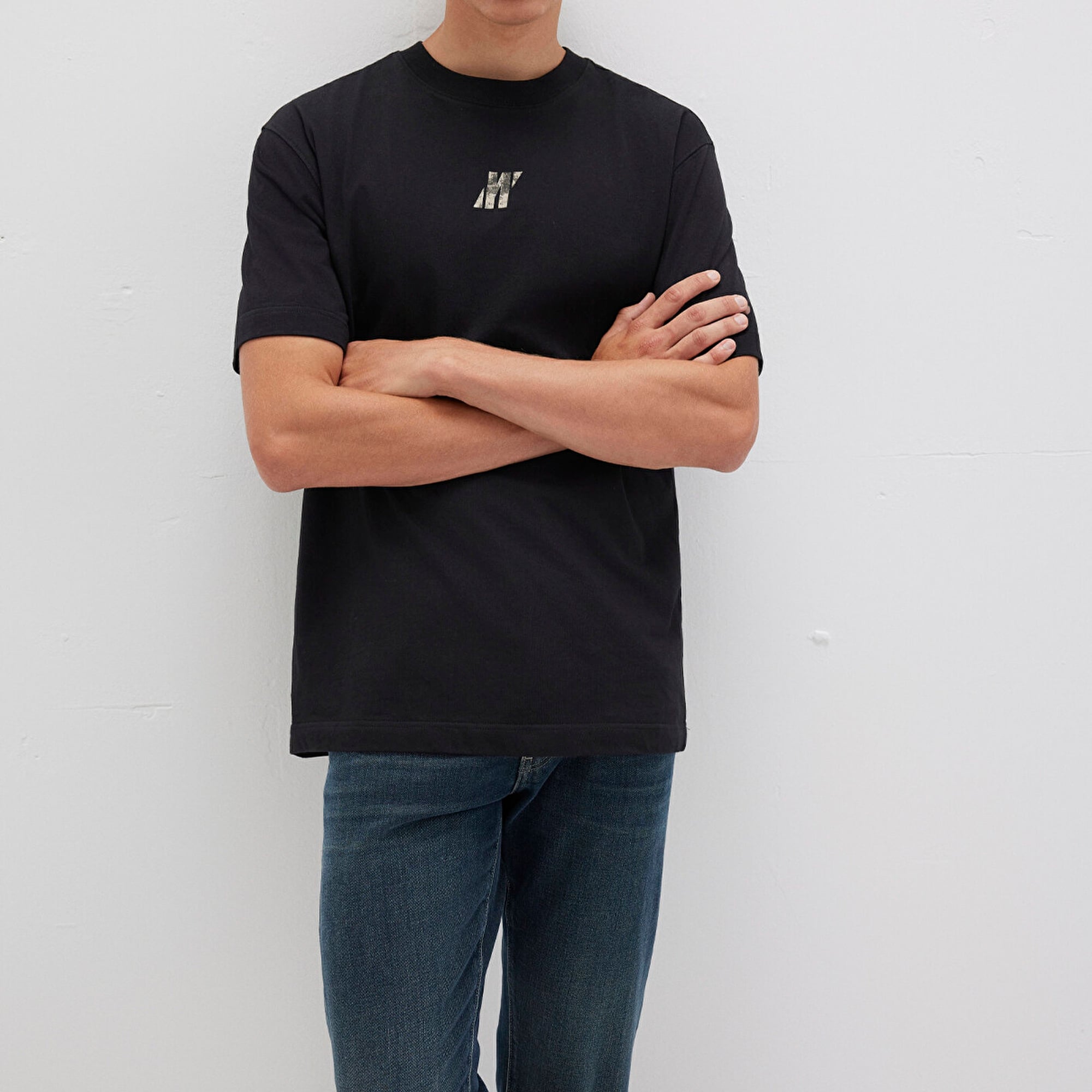 Mavi Pro Baskılı Siyah Tişört Loose Fit / Bol Rahat Kesim 0613078-900